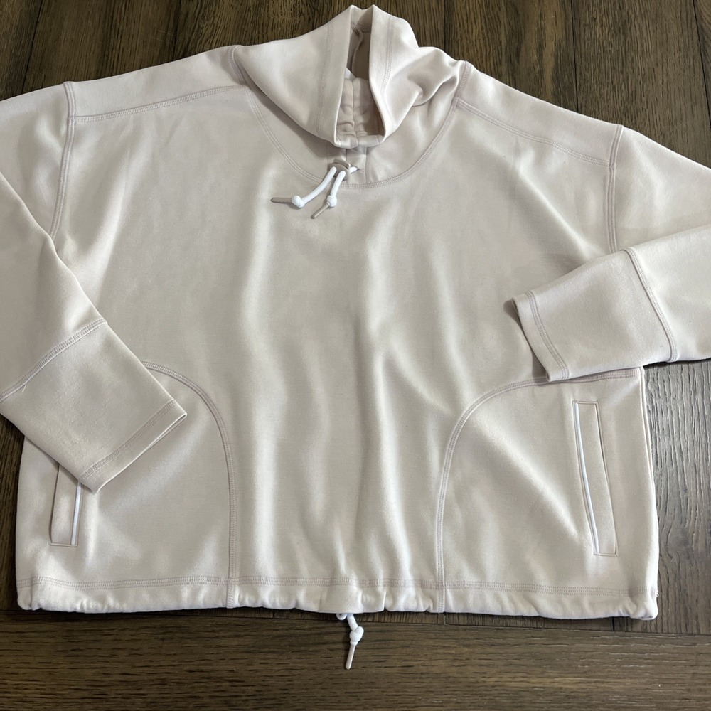 Sage Collective Cinched Vowel Neck Athletic Sweatshirt Women's Size Small